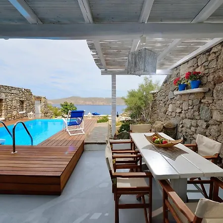 Princess 1 4bed With Pool Panormos Vila